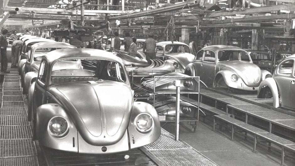 Volkswagen Fusca: em última homenagem, fabricante divulga vídeo de despedida do mais icônico veículo de sua trajetória