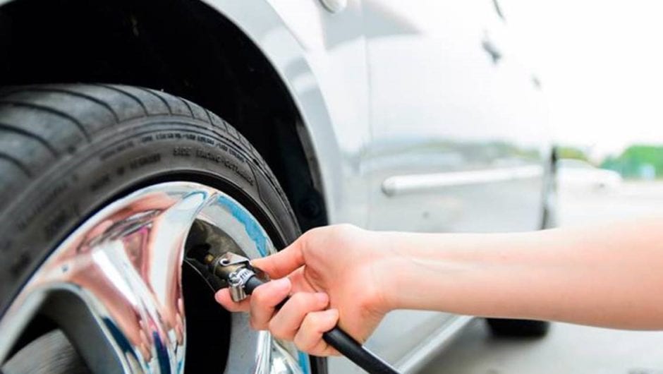 Calibragem dos pneus: aprenda a calibrar os pneus do seu carro em 5 passos